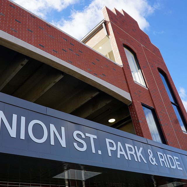 Union St Park and Ride 640 - on angle